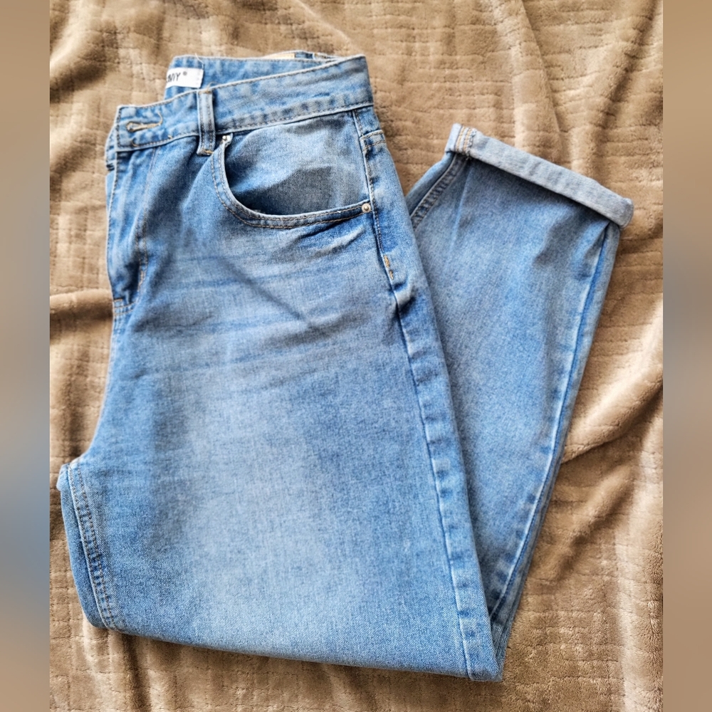 Blue Savy Denim Mom Baggy‎ Loose Fitting Trendy Jeans Size 9